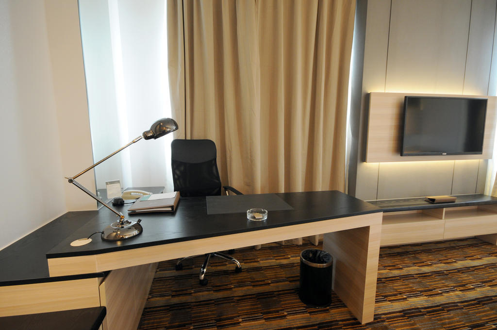 Gubei Garden Hotel Shanghai Hongqiao Номер фото